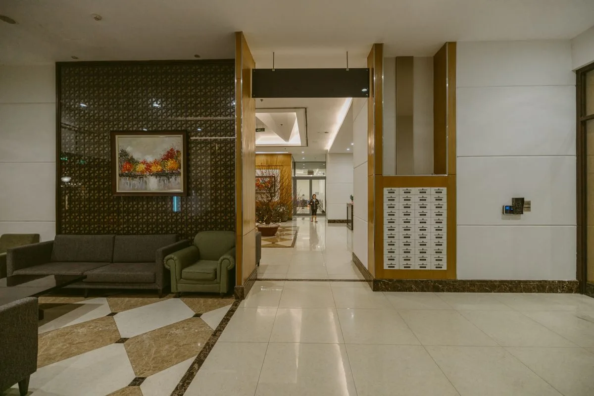Hospitality contextual environment